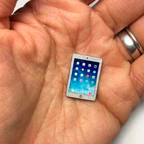 iPad Smart Tablet 1:12 Dollhouse Miniature