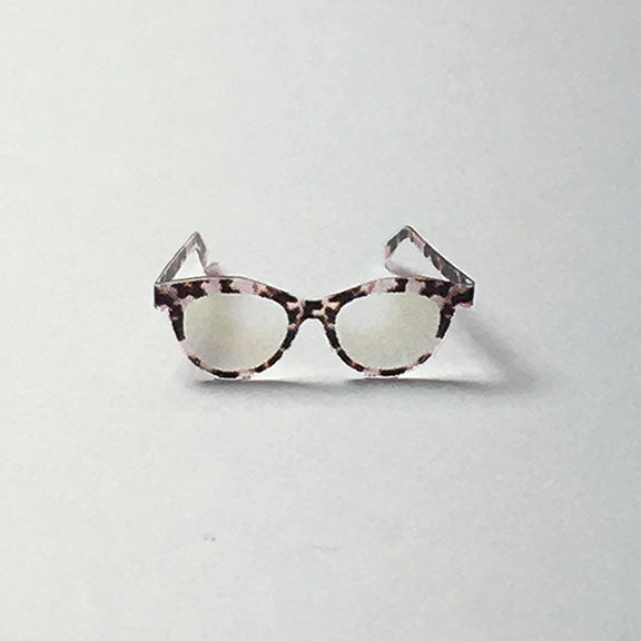 pink-tortoiseshell-dollhouse-miniature-sunglasses-eyewear-eyeglasses