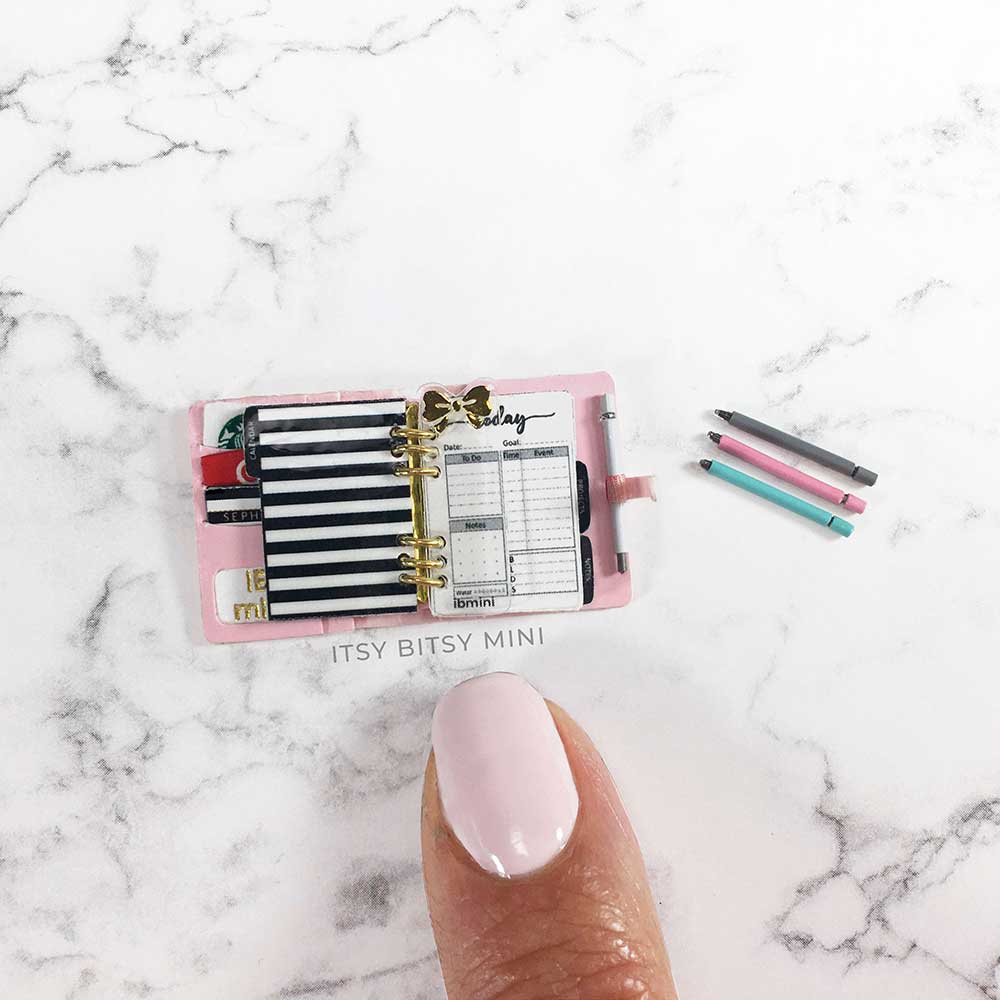 dollhouse-miniature-planner-finger-for-scale