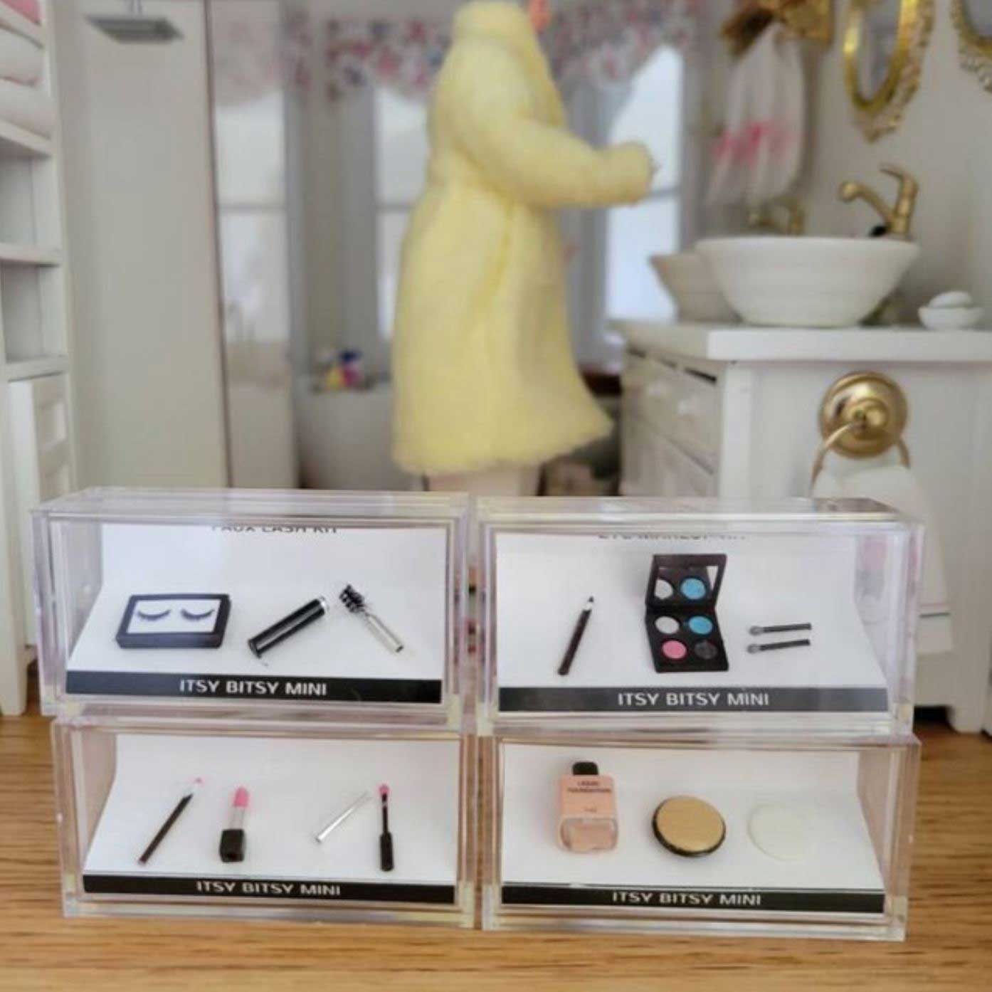 Pink Lipstick Kit Dollhouse Miniature Makeup