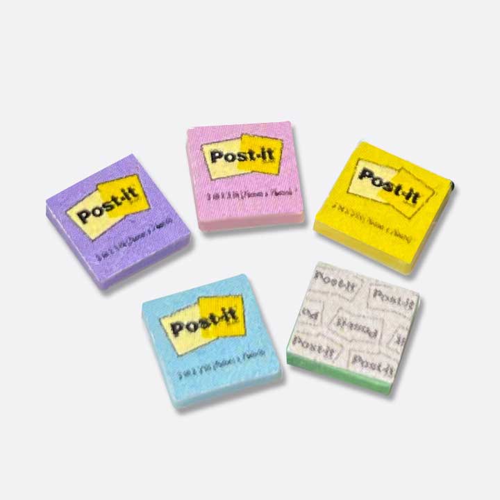 4-colorful-sticky-notes-dollhouse-miniature-post-it
