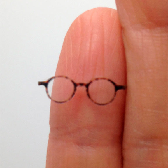 round-reading-eyeglasses-dollhouse-miniature-eyewear-tortoise-shell-front